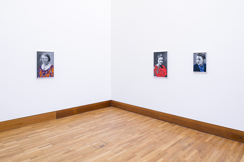 Queers, Installationview, Galerie Gisela Clement, Bonn, 2021, Foto: David Ertl